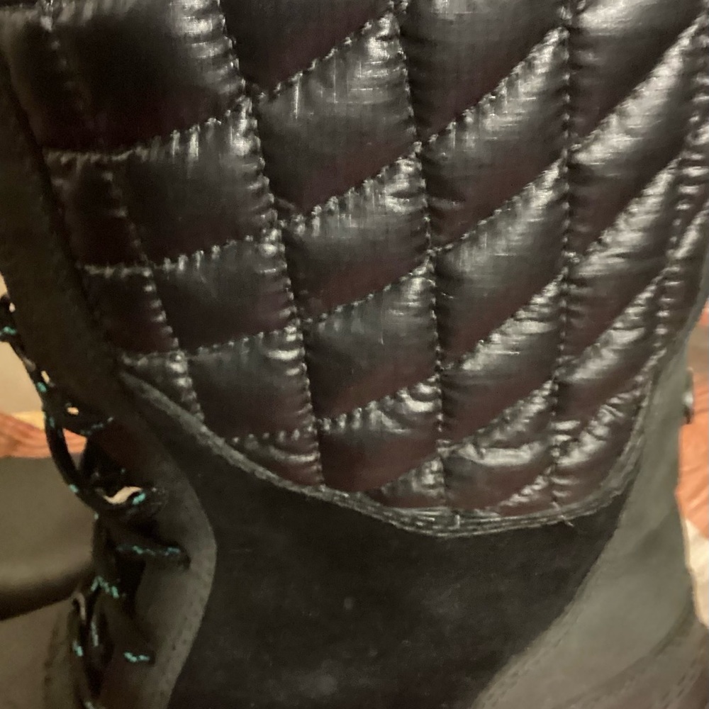 North Face Thermo Boots Sz 8 (some wear & tear) Ladies - Picture 2 of 14